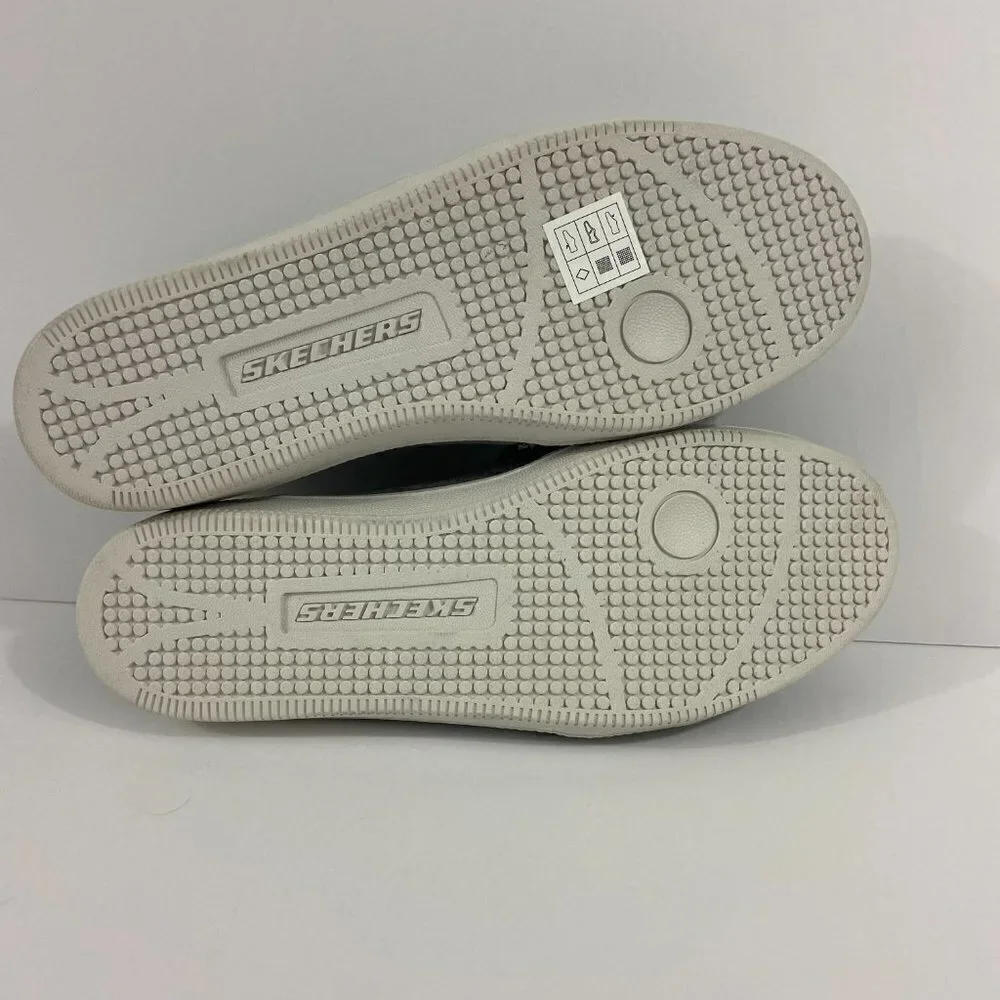 Skechers Women's Slip-on Classic Fit Shoes Air Cooled Memory Foam Grey Size 9